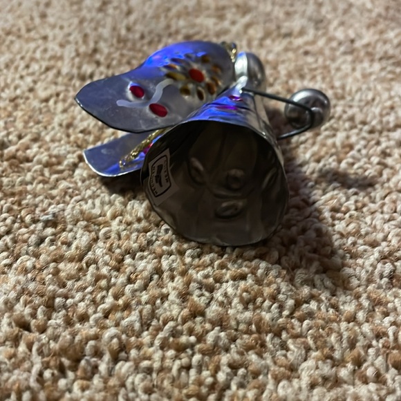 Standing Metal Christmas Angel ornament made in Mexico - Picture 5 of 5